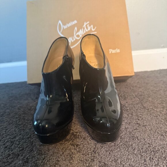 CHRISTIAN LOUBOUTIN Patent Leather Moulage 140 Booties - Picture 4 of 7